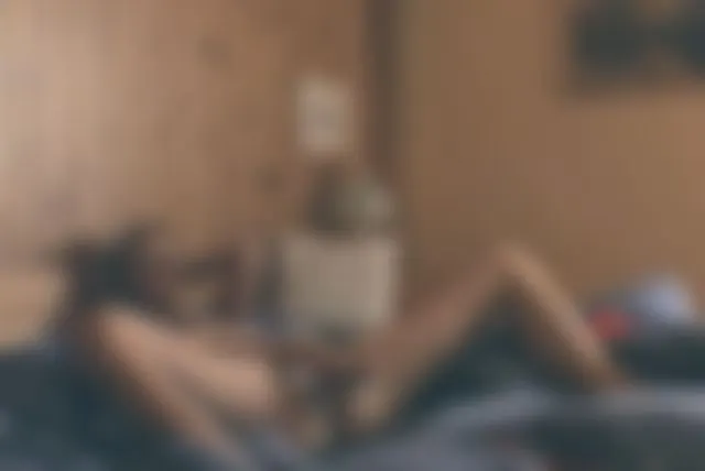 24cm Vibrator in der Pussy