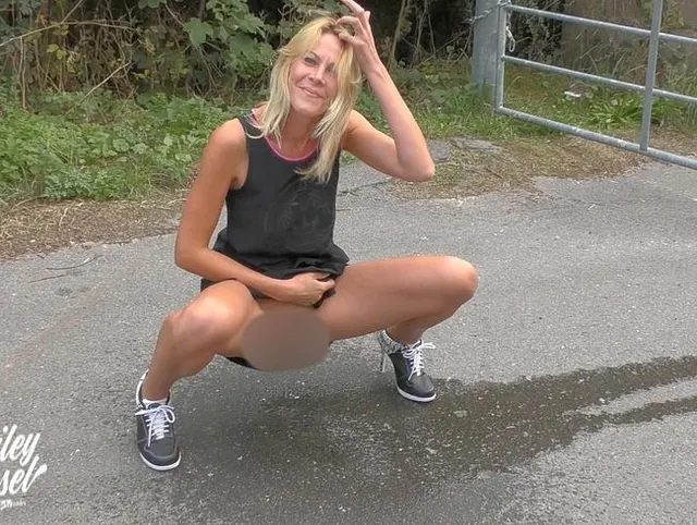 WAHNSINN!! Was für eine Pfütze